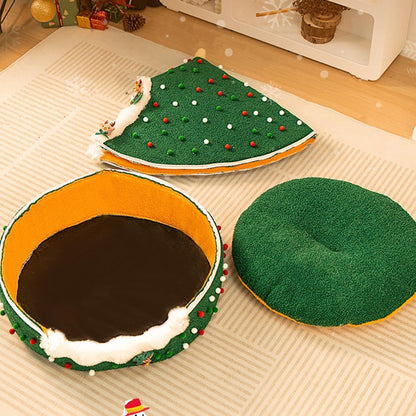 Christmas Tree Cat Bed – Plush Velvet Holiday Cat Hideaway